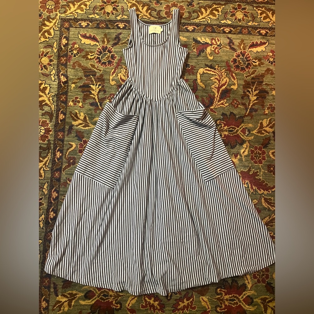 Fashion Brand Company Black and gray Maxi Dress. .